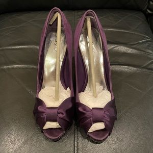 RSVP purple high heels. Beautiful shoes. Worn once.